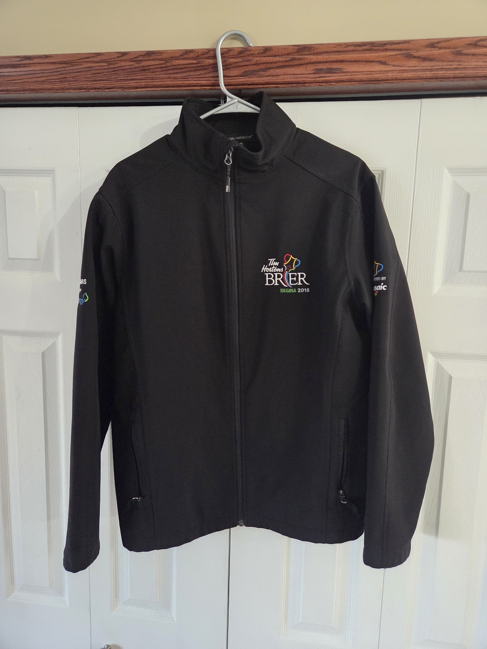 2018 Tim Hortons Brier Regina Softshell Jacket - Men's Medium - Coal Harbour